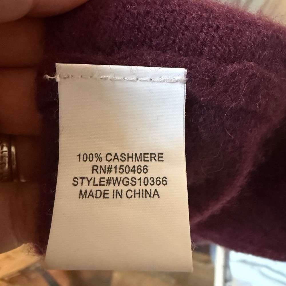 41 Hawthorn Burgundy Leena
100% Cashmere Open Cardigan large - Picture 7 of 8
